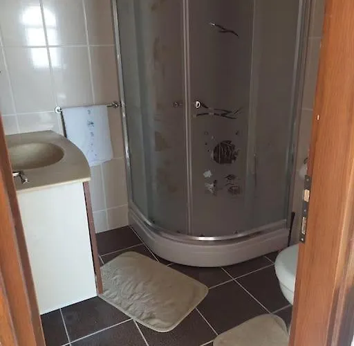 Sifne Yali'da 4 9kisi Yatak Kapasite Manzarali Vakantiehuis