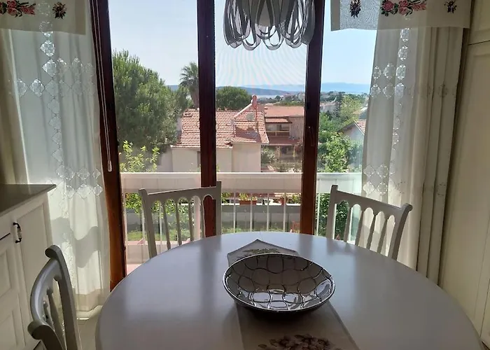 Sifne Yali'da 4 9kisi Yatak Kapasite Manzarali Casa de Férias *