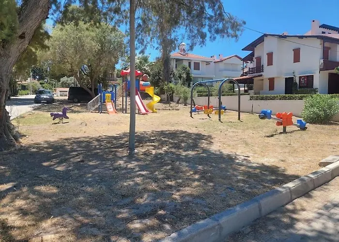 Sifne Yali'da 4 9kisi Yatak Kapasite Manzarali Çeşme