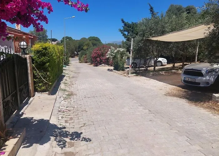 Sifne Yali'da 4 9kisi Yatak Kapasite Manzarali