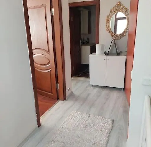 Sifne Yali'da 4 9kisi Yatak Kapasite Manzarali